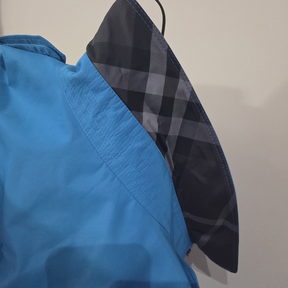 Burberry Vibrant Blue Trench Coat - Picture 11 of 12